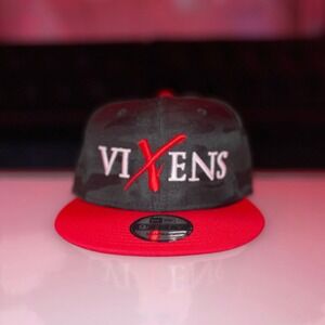 Flexfit Vixens Cabaret S. Florida Bachelor's Club Black Fitted Hat L/XL Logo Cap